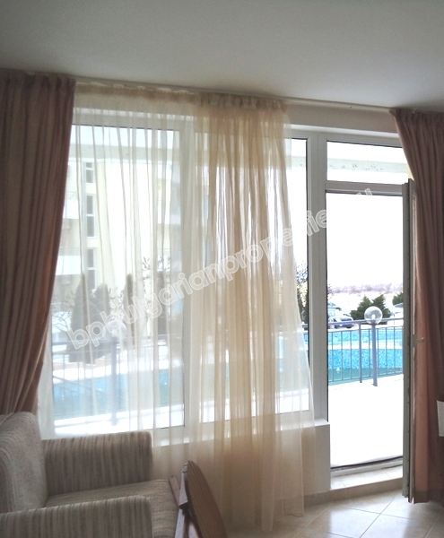 Дешевая двухкомнатная меблированная квартира на продажу в курорте Кошарица