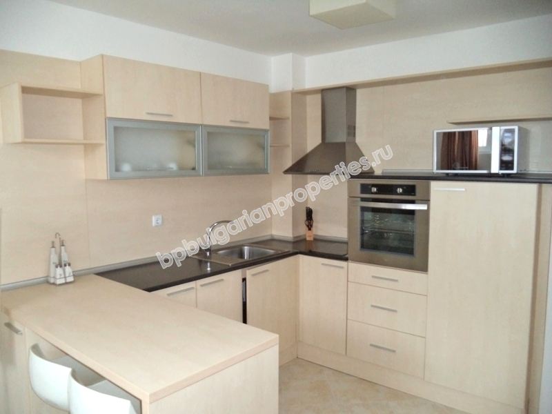 Дешевая двухкомнатная меблированная квартира на продажу в курорте Кошарица