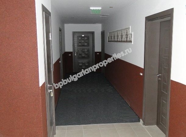 Двухкомнатная меблированная квартира с видом на море на продажу в курорте Бяла Двухкомнатная меблированная квартира с видом на море на продажу в курорте Бяла