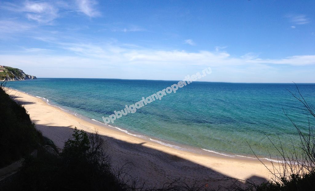 Двухкомнатная меблированная квартира с видом на море на продажу в курорте Бяла Двухкомнатная меблированная квартира с видом на море на продажу в курорте Бяла