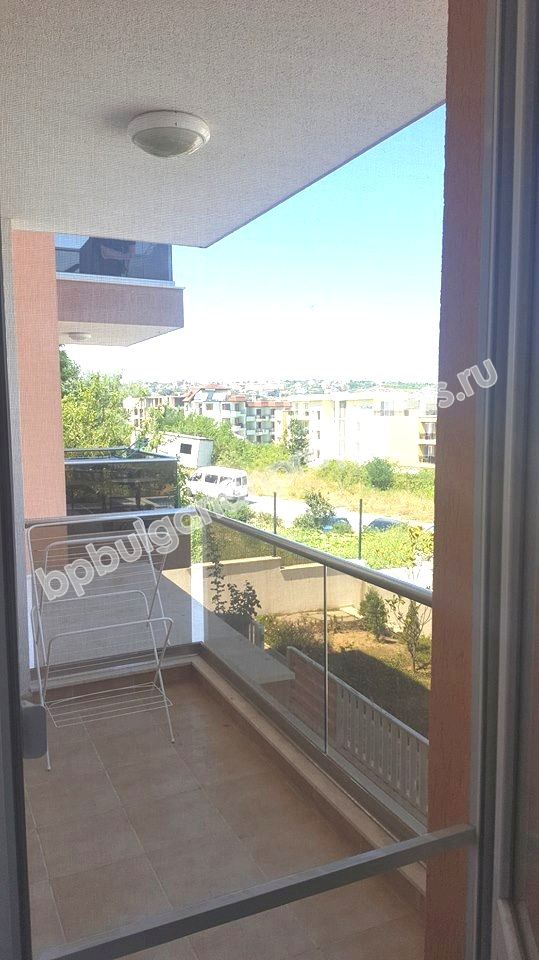 Двухкомнатная меблированная квартира с видом на море на продажу в курорте Бяла Двухкомнатная меблированная квартира с видом на море на продажу в курорте Бяла