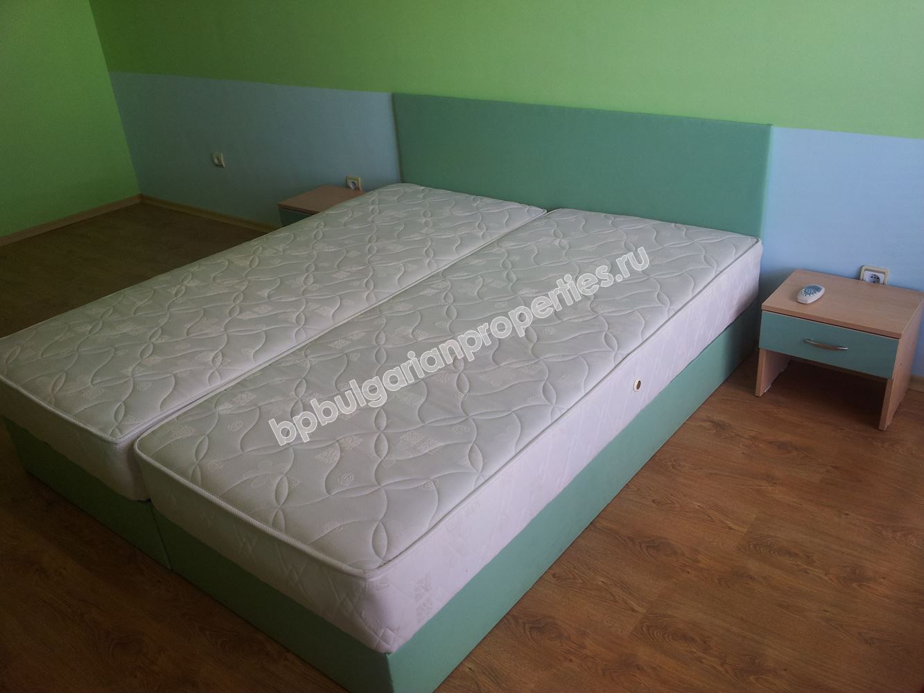 Меблированная квартира с видом на море в жилом доме в Святом Власе