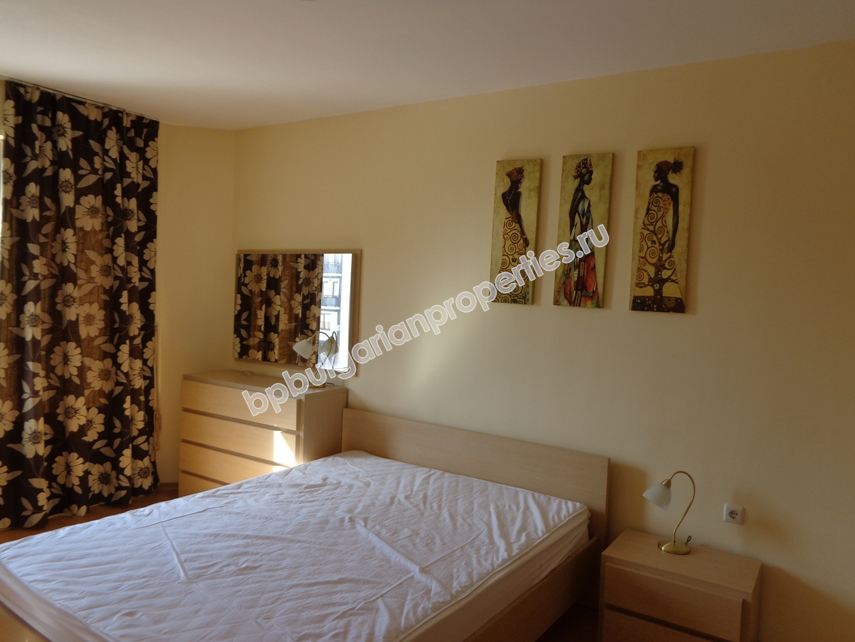 Меблированная двухкомнатная квартира близко к пляжу на продажу в курорте Святой Влас