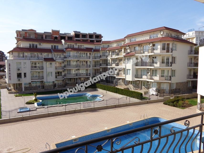 Меблированная двухкомнатная квартира близко к пляжу на продажу в курорте Святой Влас