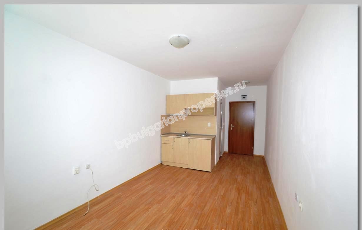 Дешевая студия с бонусом кухня на продажу в курорте Солнечный Берег