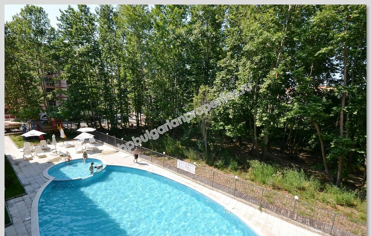 Дешевая студия с бонусом кухня на продажу в курорте Солнечный Берег