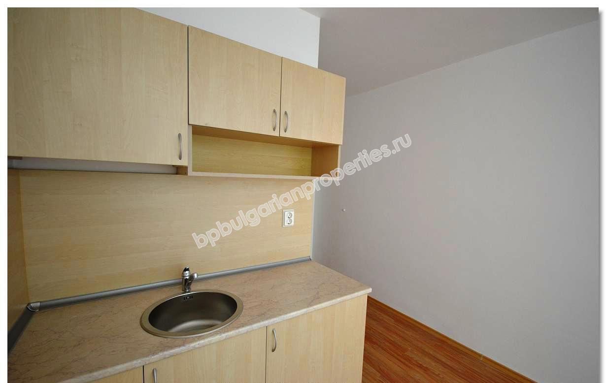 Дешевая студия с бонусом кухня на продажу в курорте Солнечный Берег