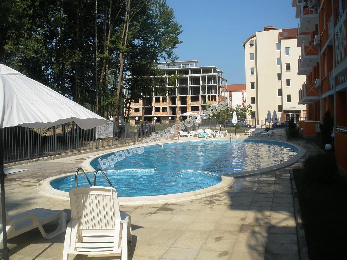 Дешевая студия с бонусом кухня на продажу в курорте Солнечный Берег