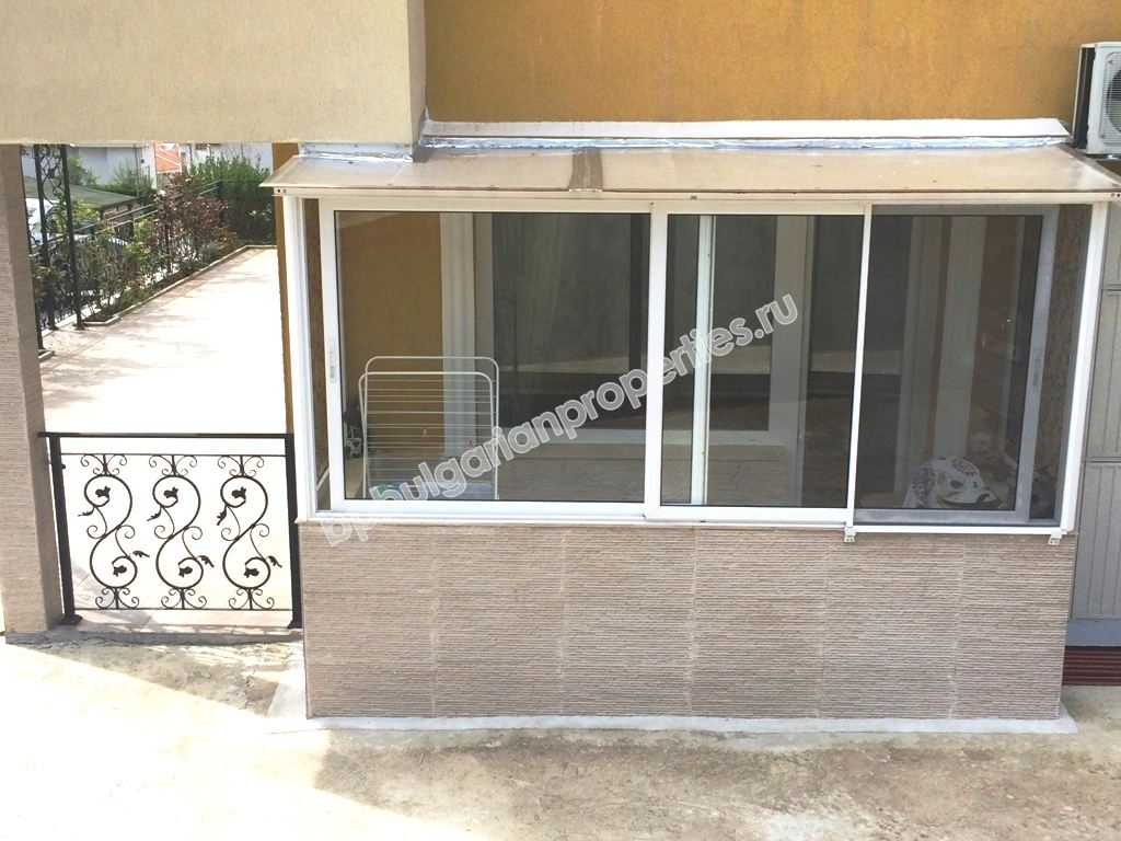 Меблированная студия на продажу в курорте Святой Влас