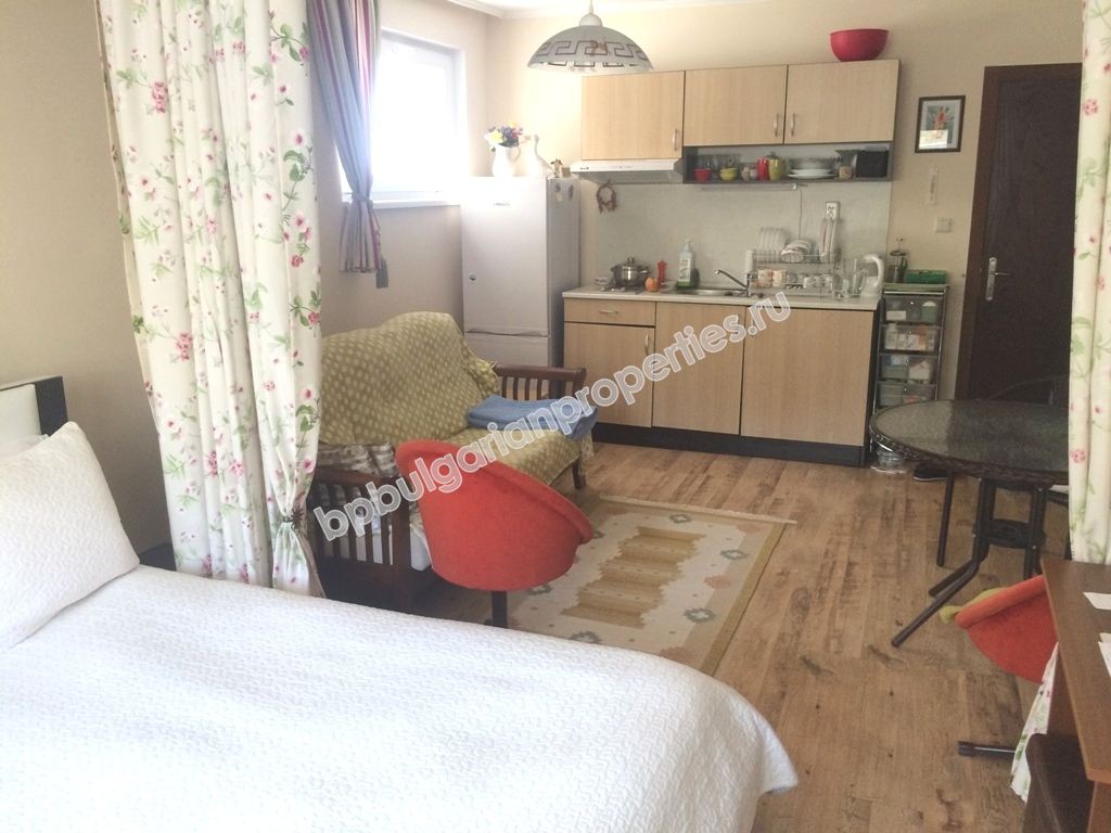 Меблированная студия на продажу в курорте Святой Влас