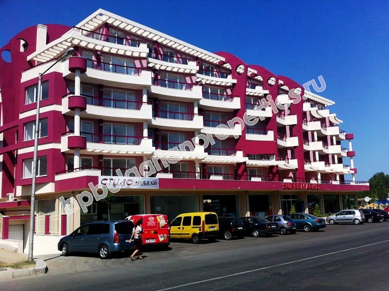 Люксовые квартиры с видом на море на продажу в городе Несебр