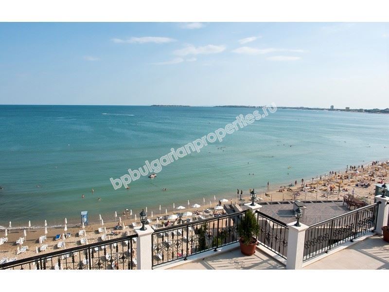 Апартаменты-люкс в VIP комплексе на первой линии