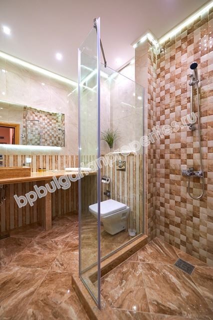 Недвижимость в элитном комплексе на первой линии в Поморие