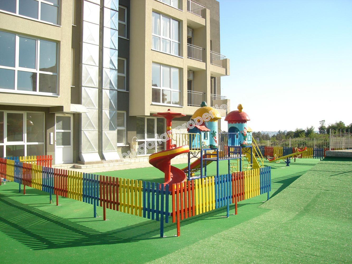 Меблированная студия близко к пляжу на продажу в курорте Святой Влас