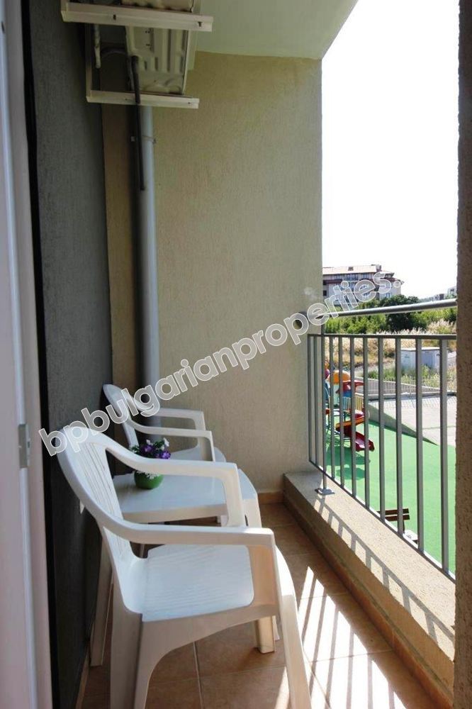 Меблированная студия близко к пляжу на продажу в курорте Святой Влас