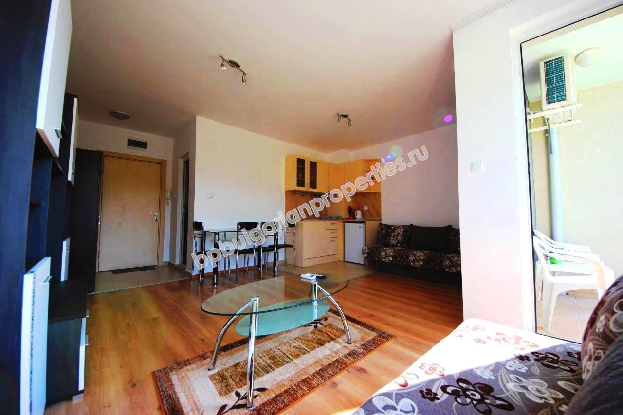 Меблированная студия близко к пляжу на продажу в курорте Святой Влас