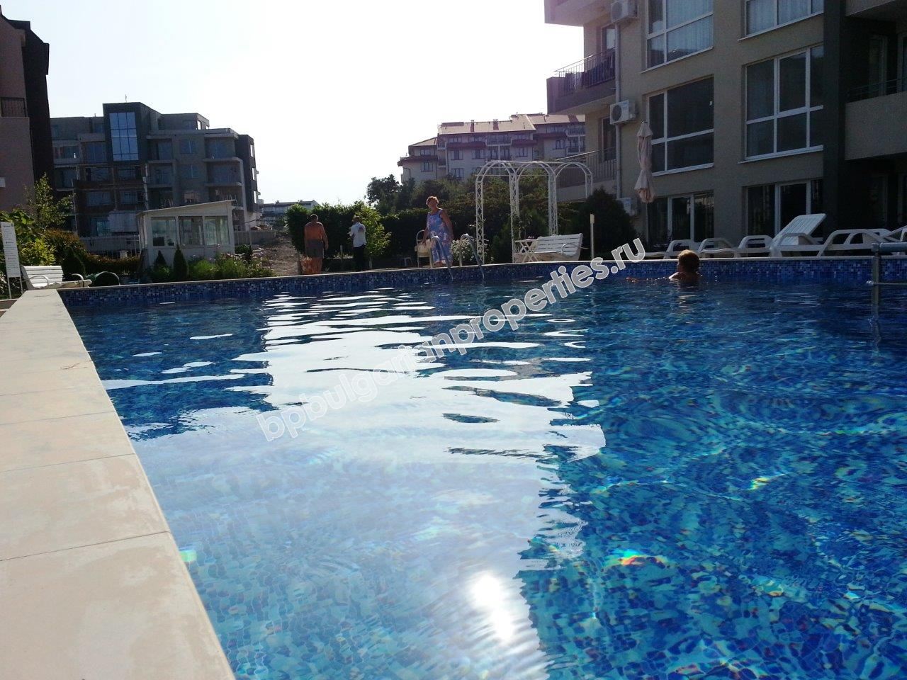 Меблированная студия близко к пляжу на продажу в курорте Святой Влас