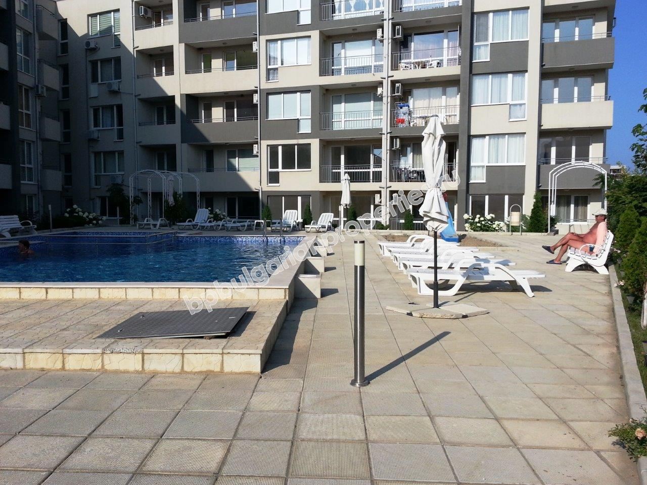 Меблированная студия близко к пляжу на продажу в курорте Святой Влас