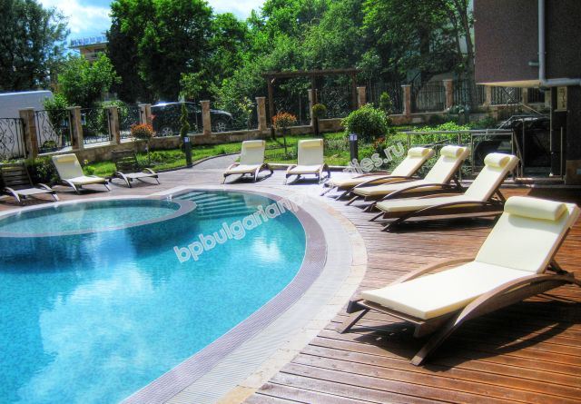 Меблированная студия близко к пляжу на продажу в курорте Равда