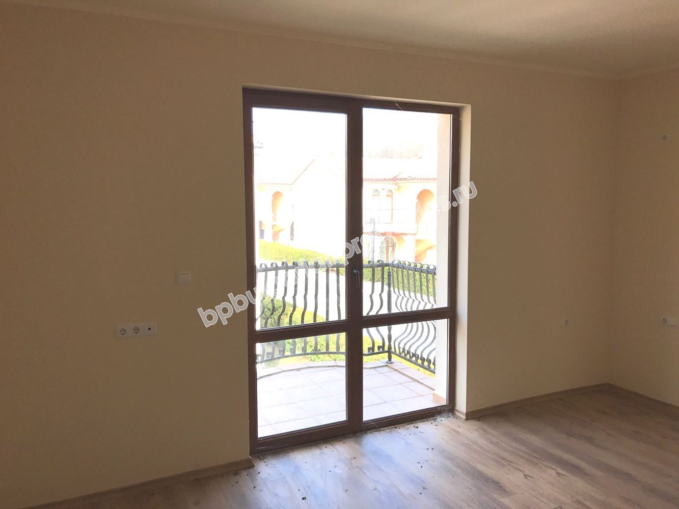 Двухкомнатная квартира на продажу в курорте Елените