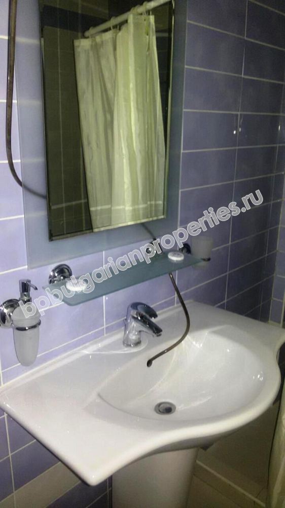 Меблированная студия для продажи на берегу моря в Солнечный берег