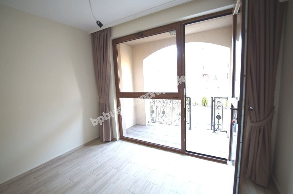 Однокомнатная квартира-студия на продажу в курорте Солнечный Берег