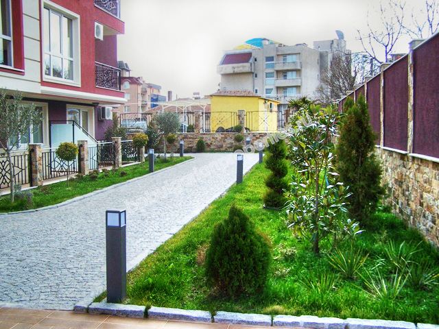 Меблированная студия близко к пляжу на продажу в курорте Равда