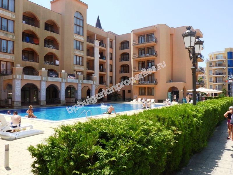 Просторная меблированная студия недалеко от пляжа в курорте Солнечный берег