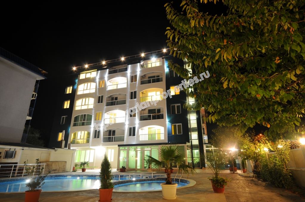 Меблированная квартира с паркоместом в Равде по выгодной цене