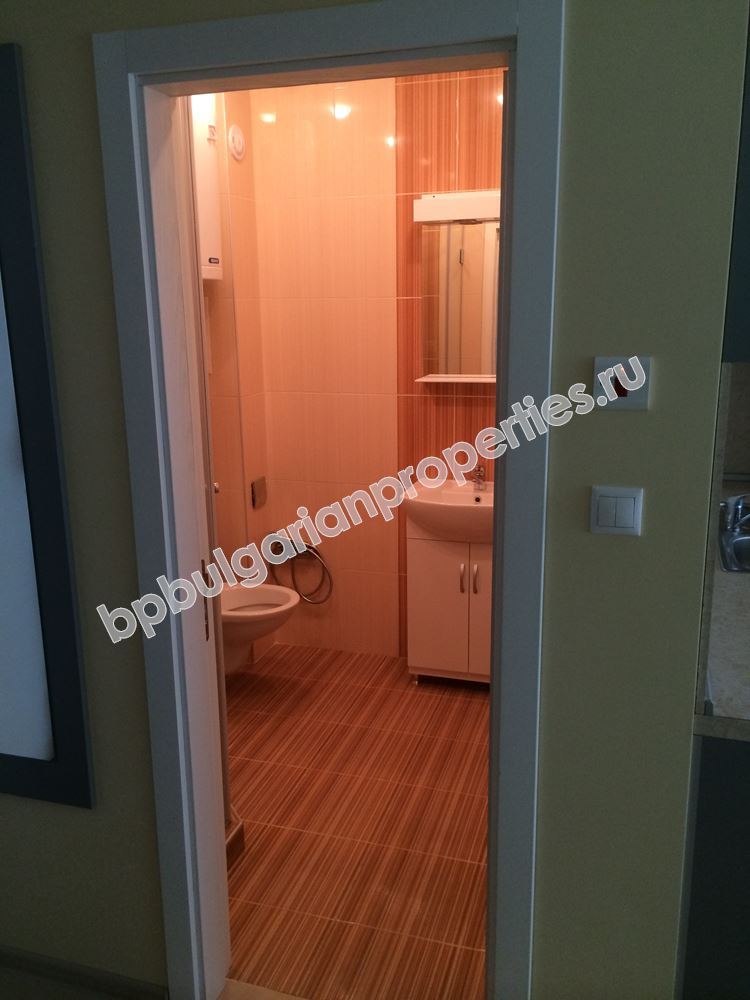 Меблированная квартира с паркоместом в Равде по выгодной цене