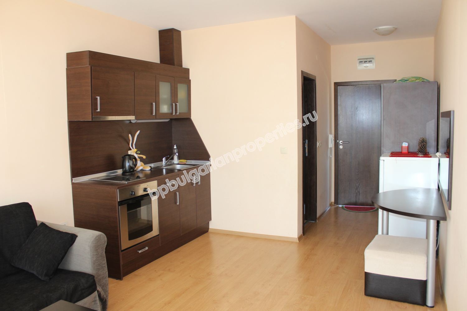 Меблированная студия с прямым видом на море на продажу в курорте Святой Влас