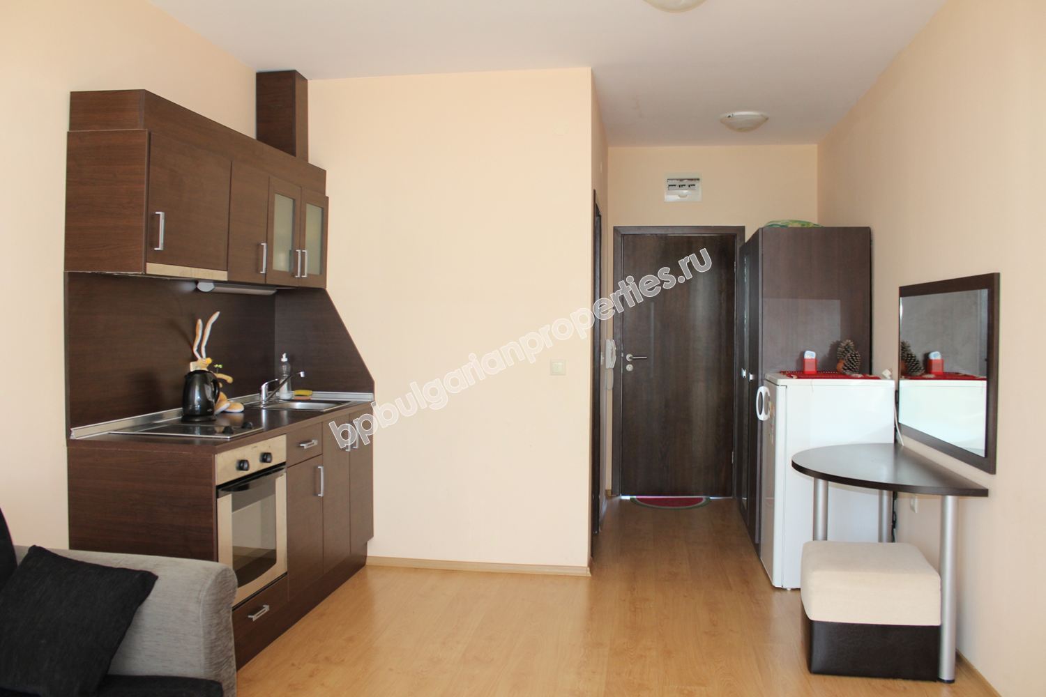 Меблированная студия с прямым видом на море на продажу в курорте Святой Влас