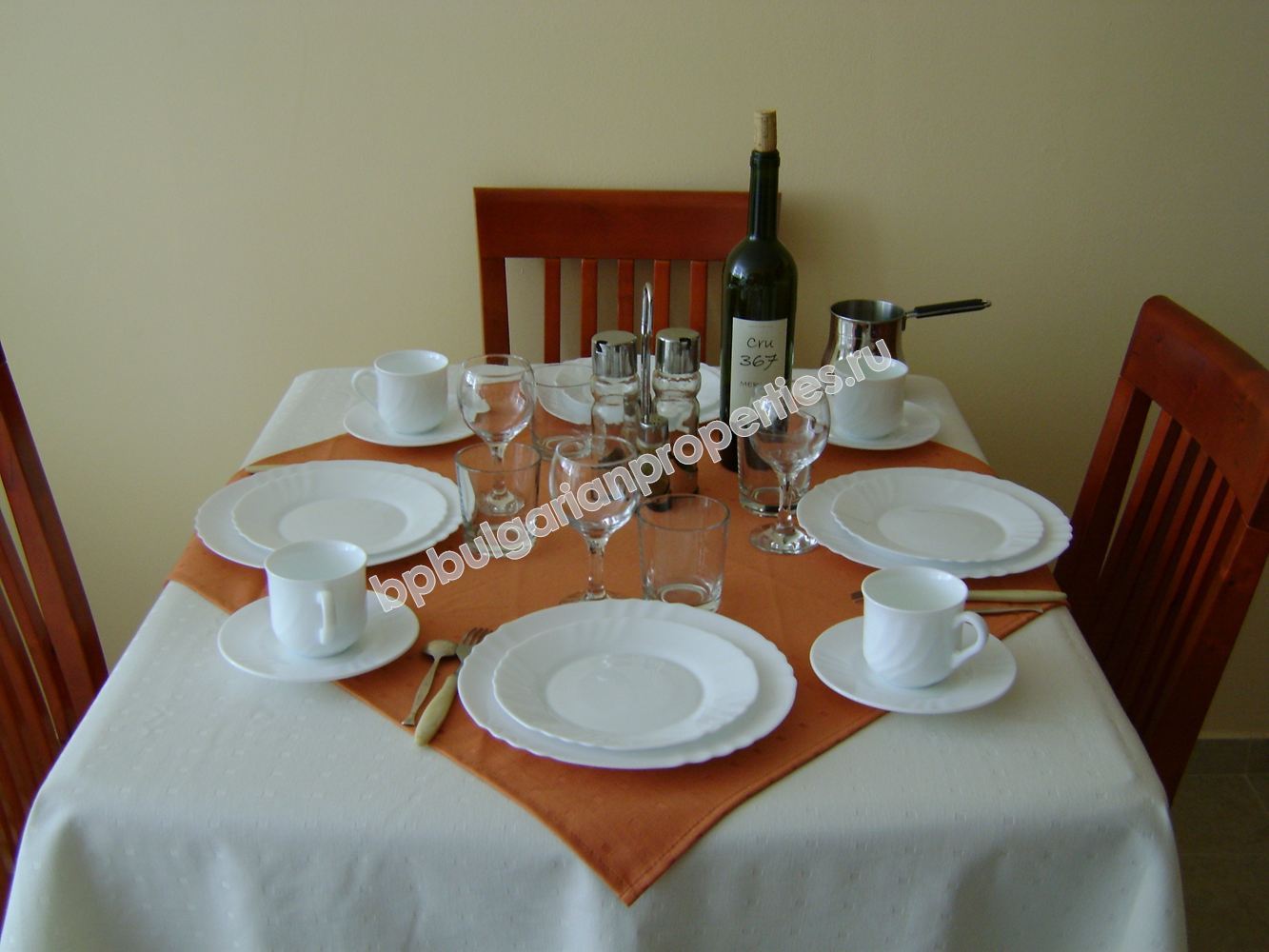 Меблированная друхкомнатная квартира для продажи до пляжа в курорте Солнечный Берег