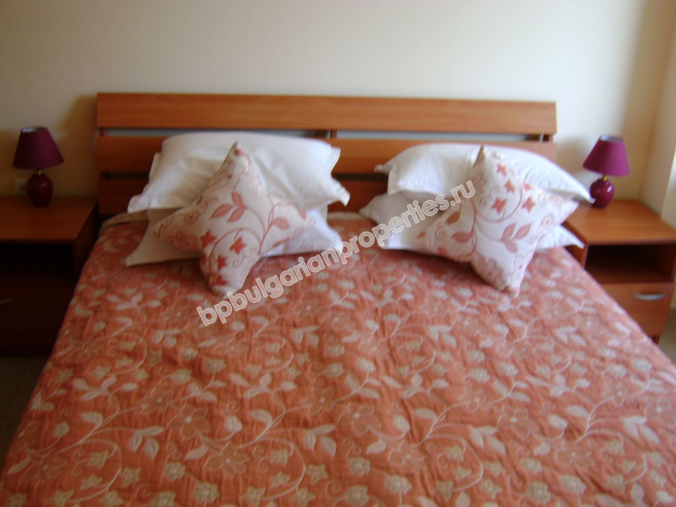 Меблированная друхкомнатная квартира для продажи до пляжа в курорте Солнечный Берег