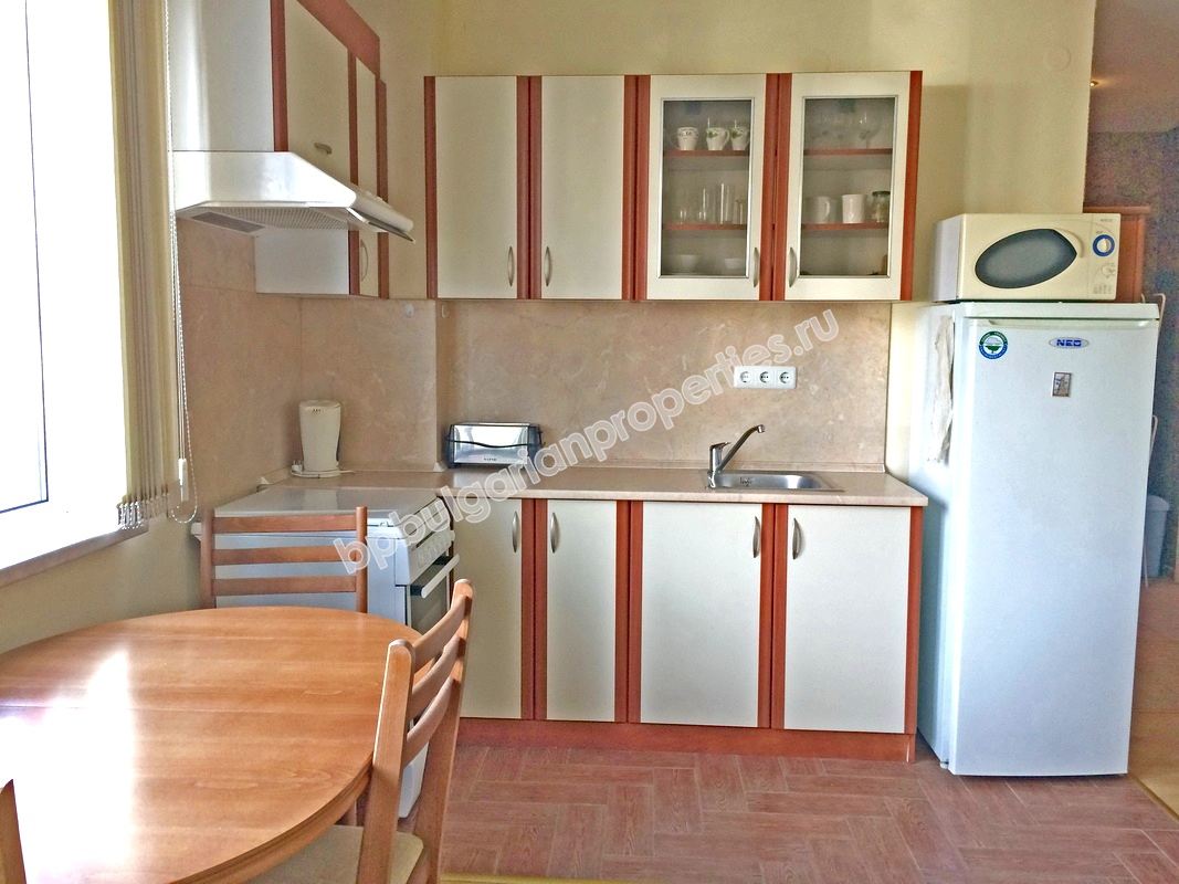 Меблированная студия на первой линии моря для продажи в курорте Святой Влас