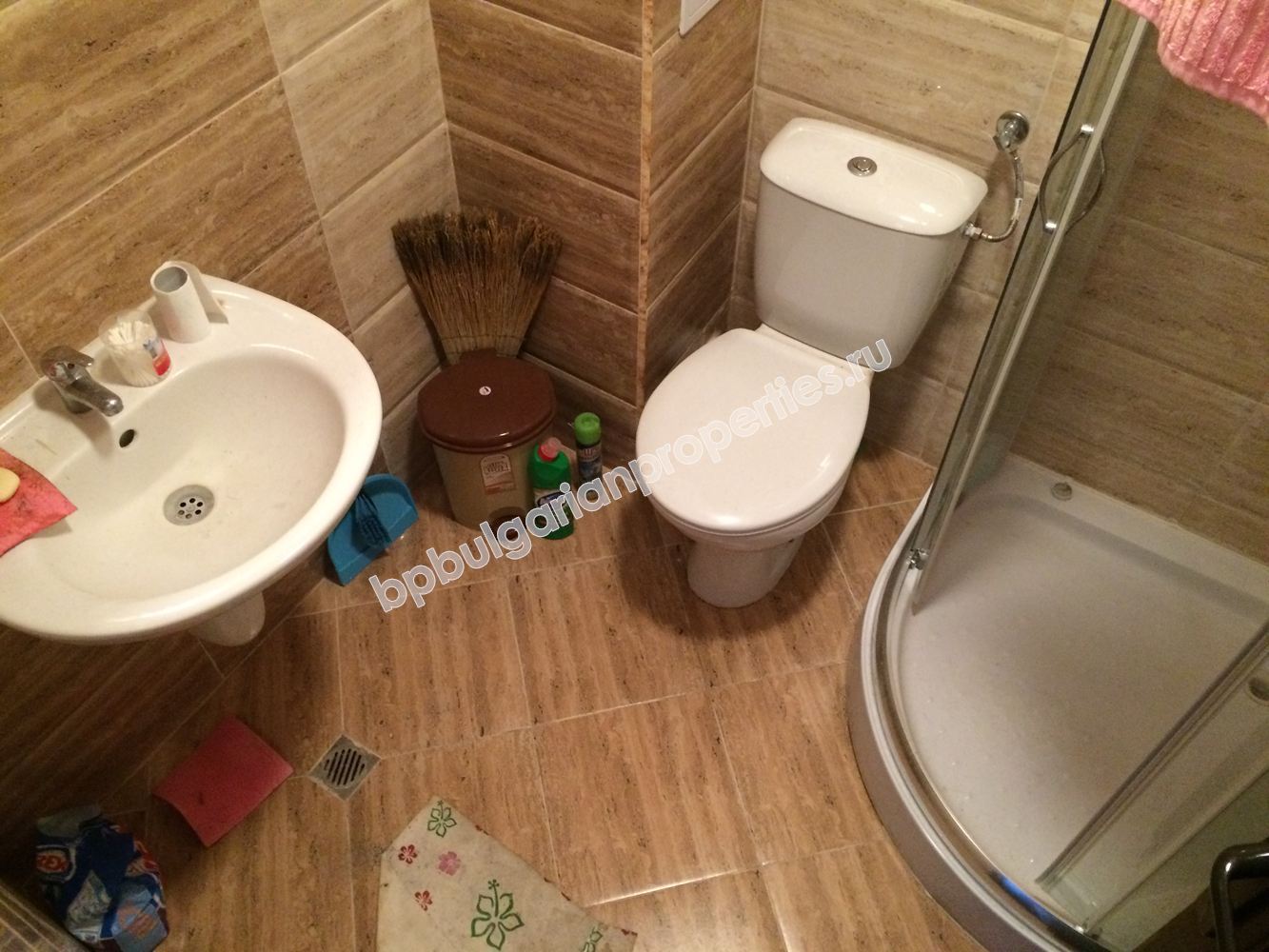 Меблированная студия на первой линии моря для продажи в городе Несебр