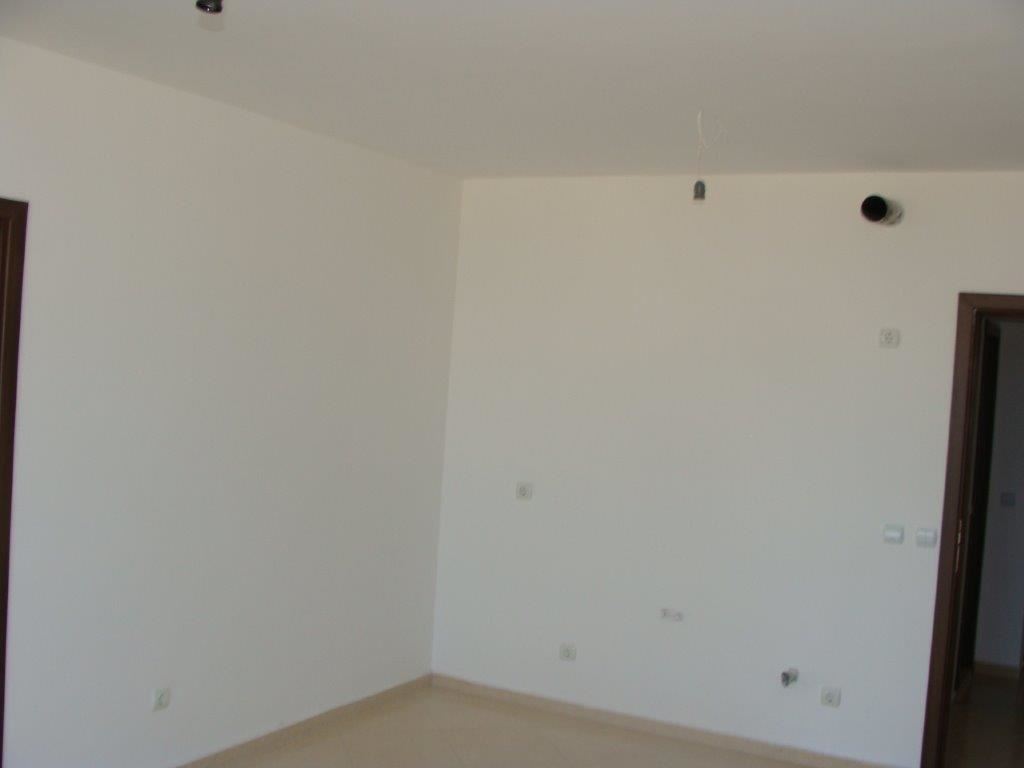 Напрямую от застройщика! Двухкомнатная квартира в Равде, к-с РИФ