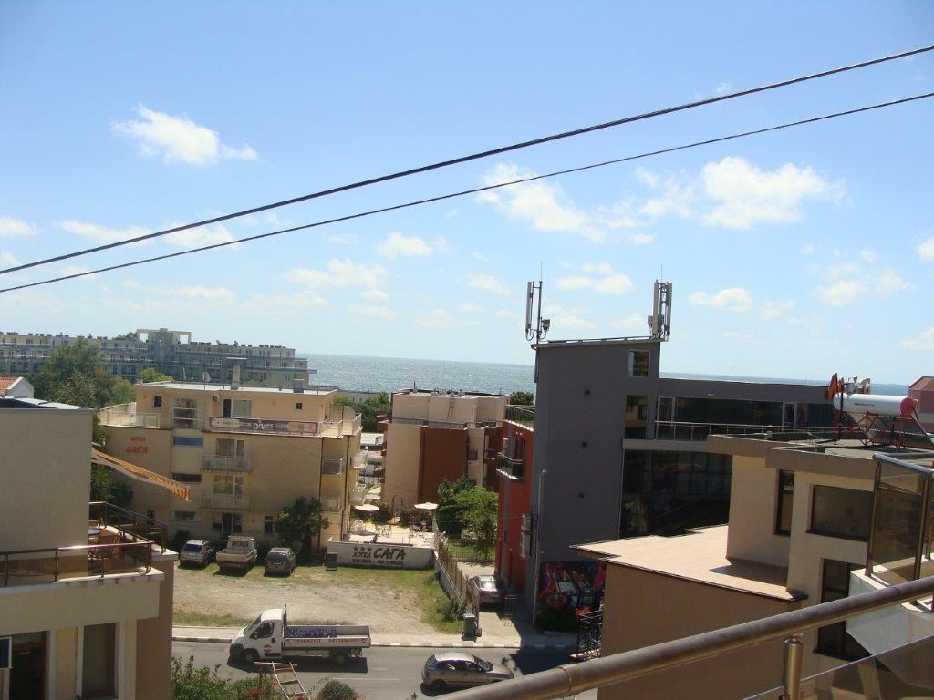 Напрямую от застройщика! Двухкомнатная квартира в Равде, к-с РИФ