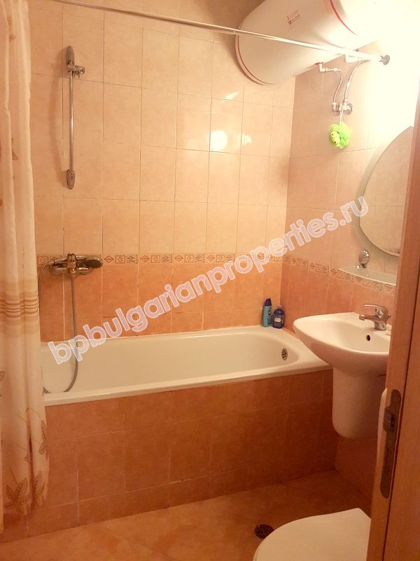 Меблированная просторная студия на продажу в курорте Солнечный Берег