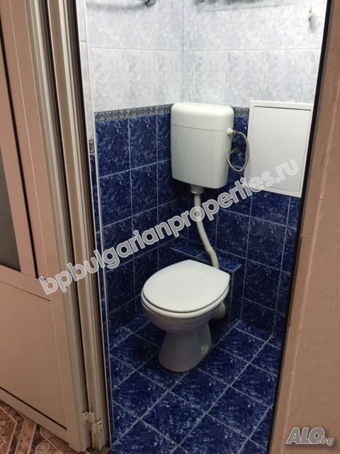 Двухкомнатная квартира на продажу в жилом районе Меден Рудник, зона Б - Бургас