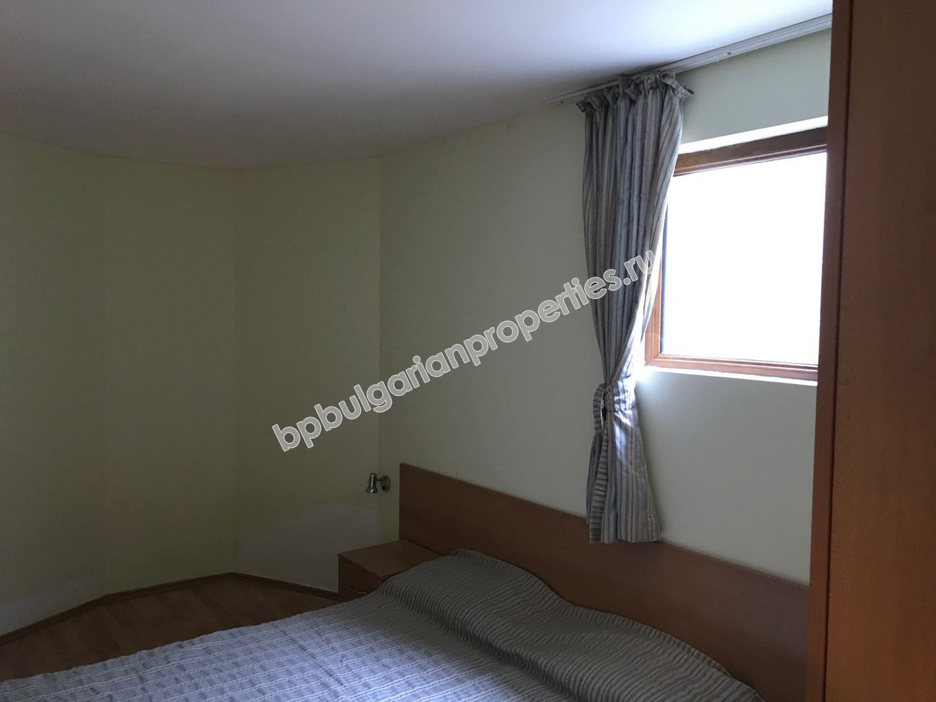 Меблированная двухкомнатная квартира на продажу близко к пляжу в курорте Святой Влас