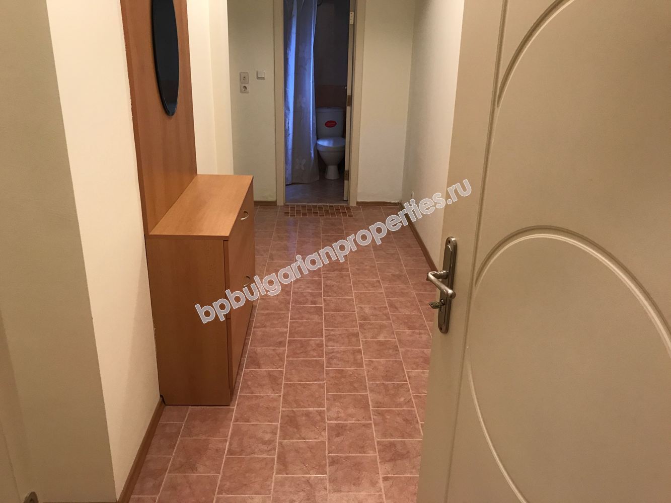 Меблированная двухкомнатная квартира на продажу близко к пляжу в курорте Святой Влас