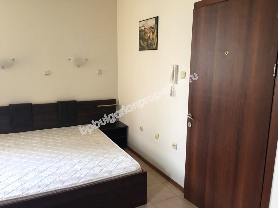 Меблированная студия для продажи в красивом комплексе в курорте Свети Влас