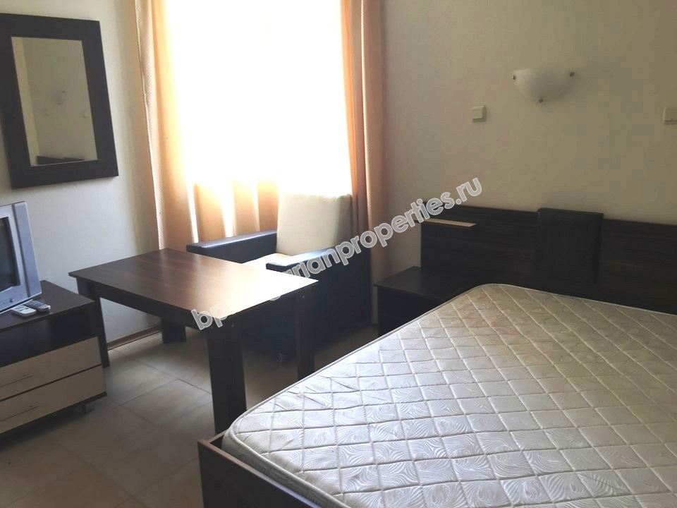 Меблированная студия для продажи в красивом комплексе в курорте Свети Влас