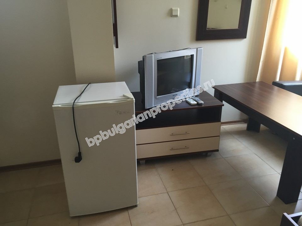 Меблированная студия для продажи в красивом комплексе в курорте Свети Влас