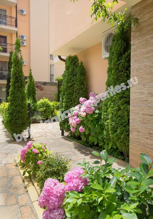 Меблированная студия на продажу в курорте Солнечный Берег