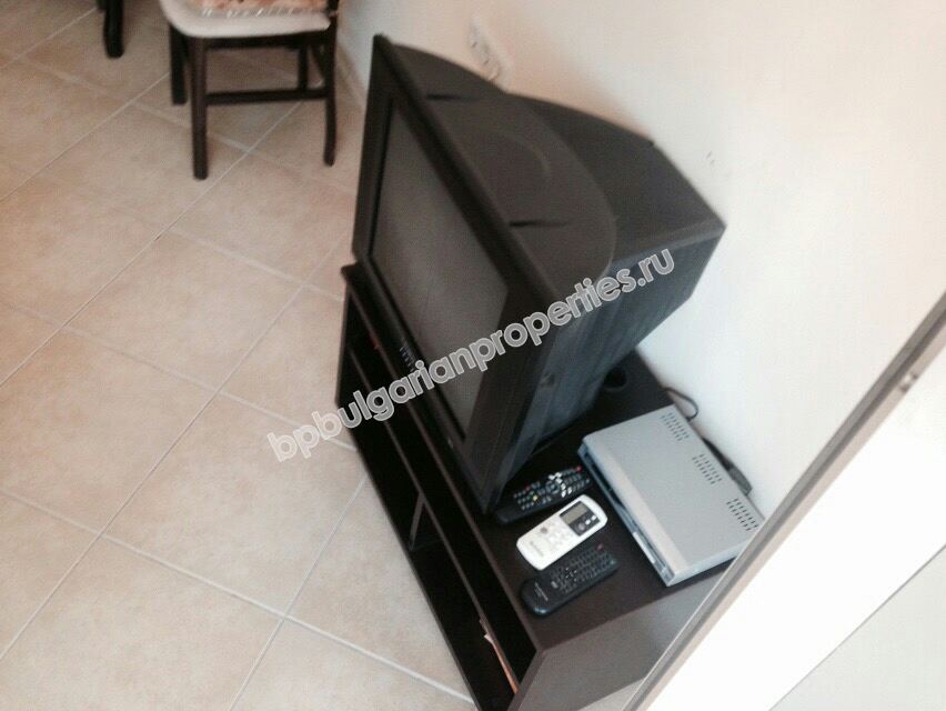 Меблированная просторная студия на продажу в курорте Солнечный Берег