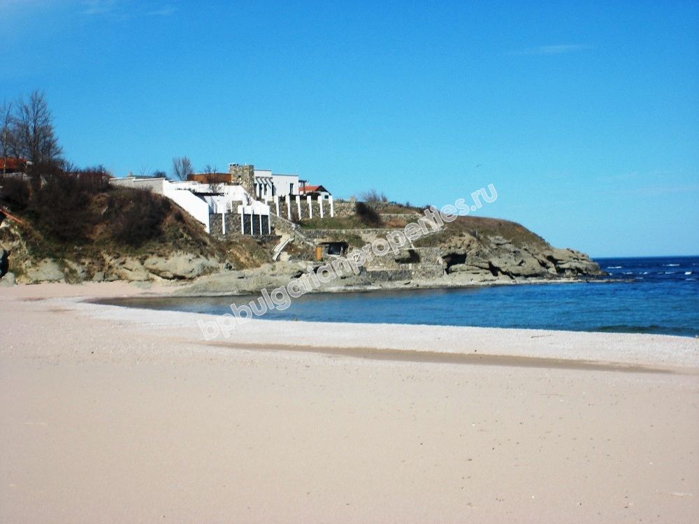 Люксовая двухкомнатная квартира на берегу моря на продажу в курорте Лозенец Люксовая двухкомнатная квартира на берегу моря на продажу в курорте Лозенец