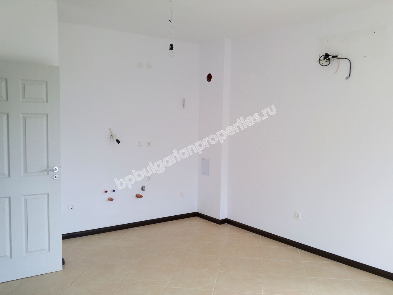 Люксовая двухкомнатная квартира на берегу моря на продажу в курорте Лозенец Люксовая двухкомнатная квартира на берегу моря на продажу в курорте Лозенец