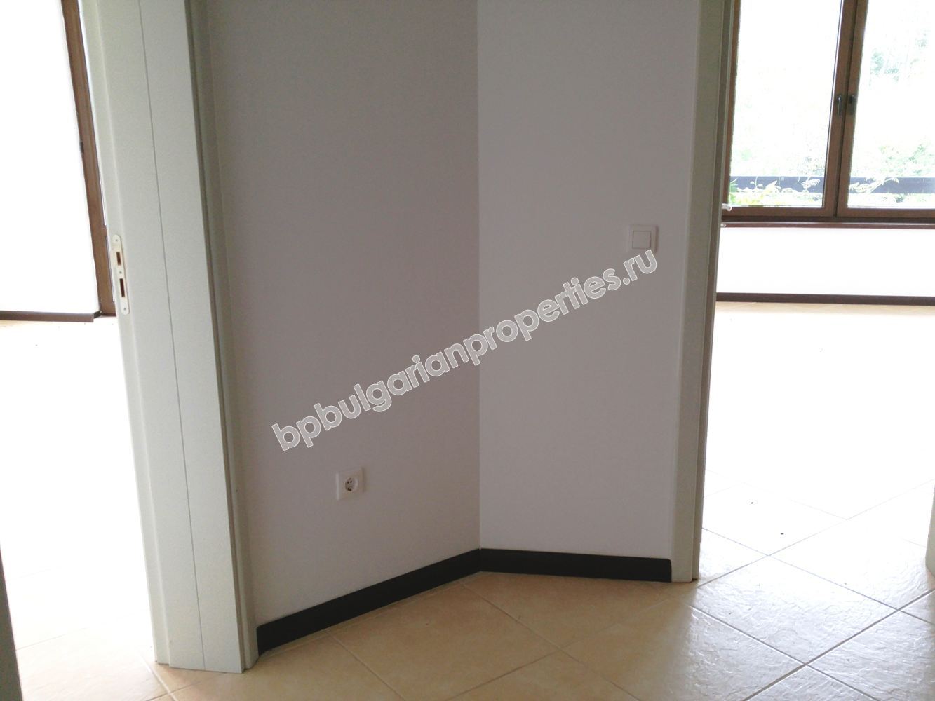 Люксовая двухкомнатная квартира на берегу моря на продажу в курорте Лозенец Люксовая двухкомнатная квартира на берегу моря на продажу в курорте Лозенец